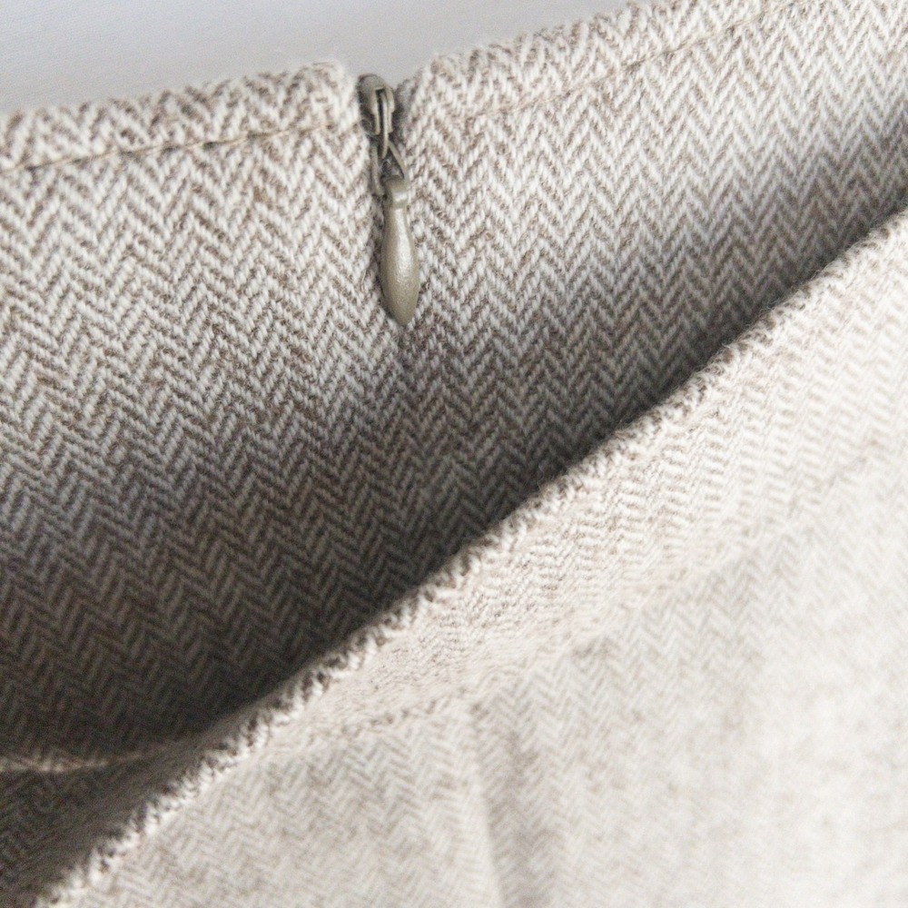 Vintage Marcona Wool Herringbone CBK Belted Pleated Euro Skirt Women 12 NWT $165 - Picture 12 of 16